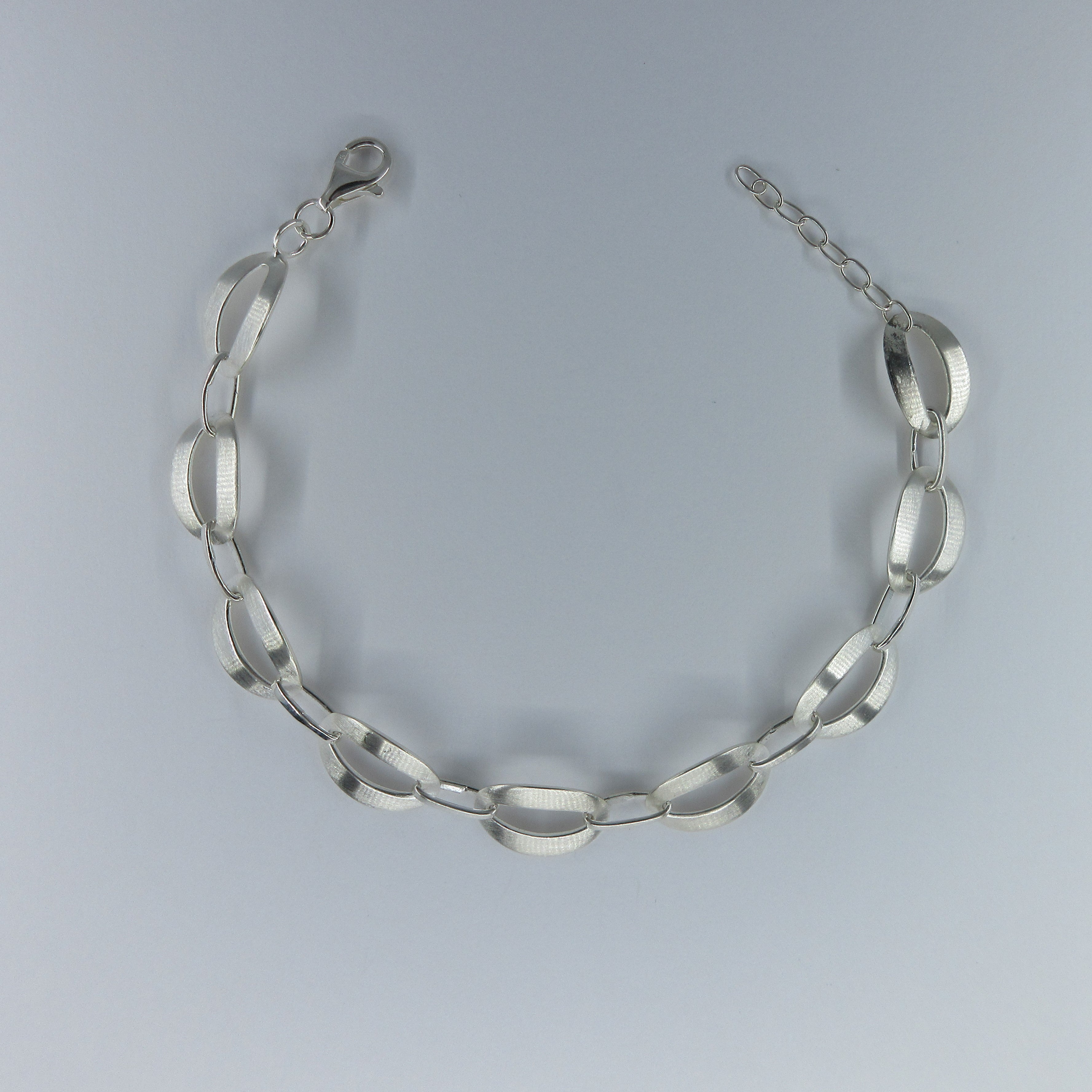 Ladies Silver Oval Link Bracelet