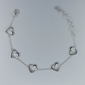 Silver heart bracelet on sale paparazzi