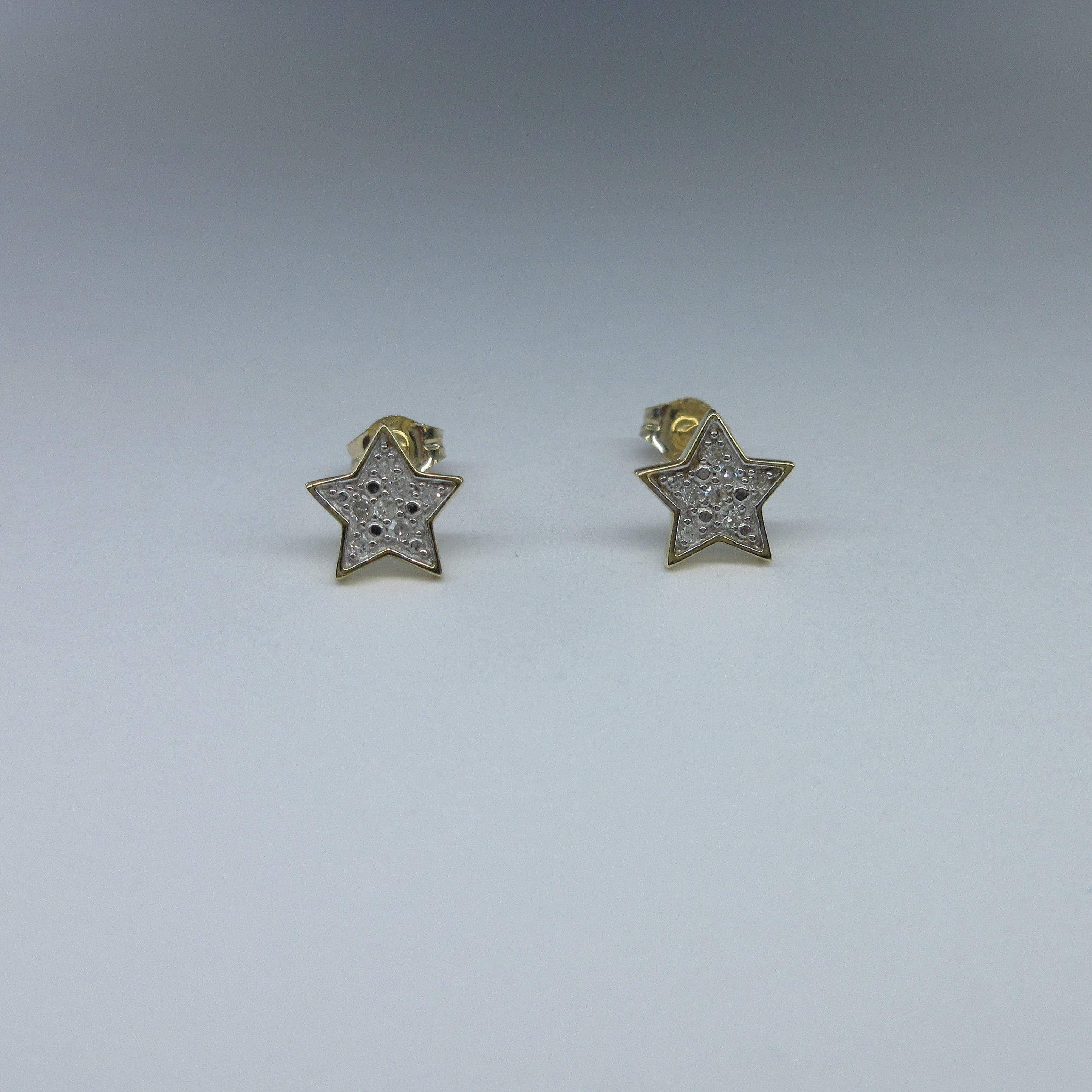 9ct Yellow Gold Diamond Star Stud Earrings