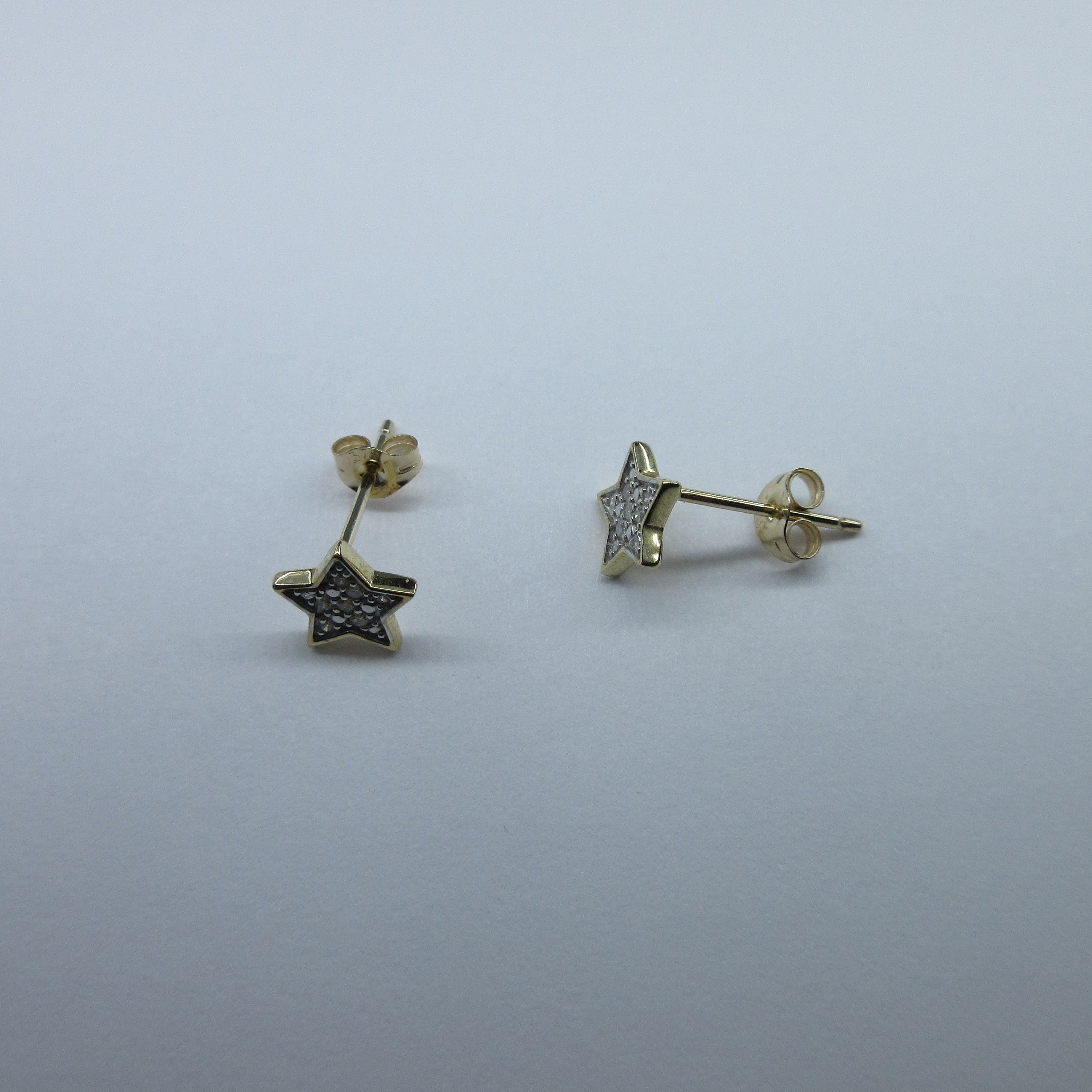 9ct Yellow Gold Diamond Star Stud Earrings