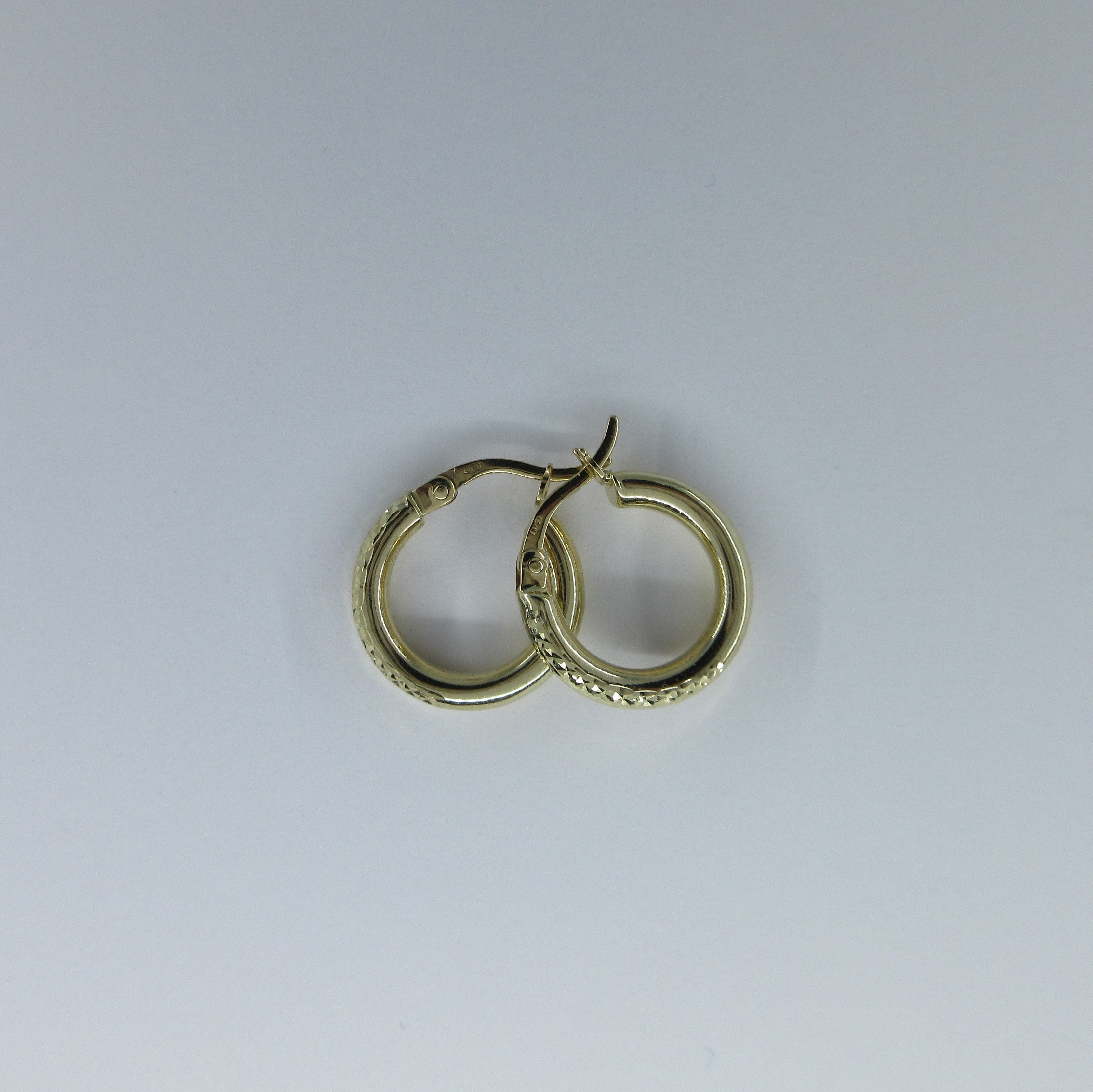 9ct Yellow Gold 14.5mm Hoop Earrings