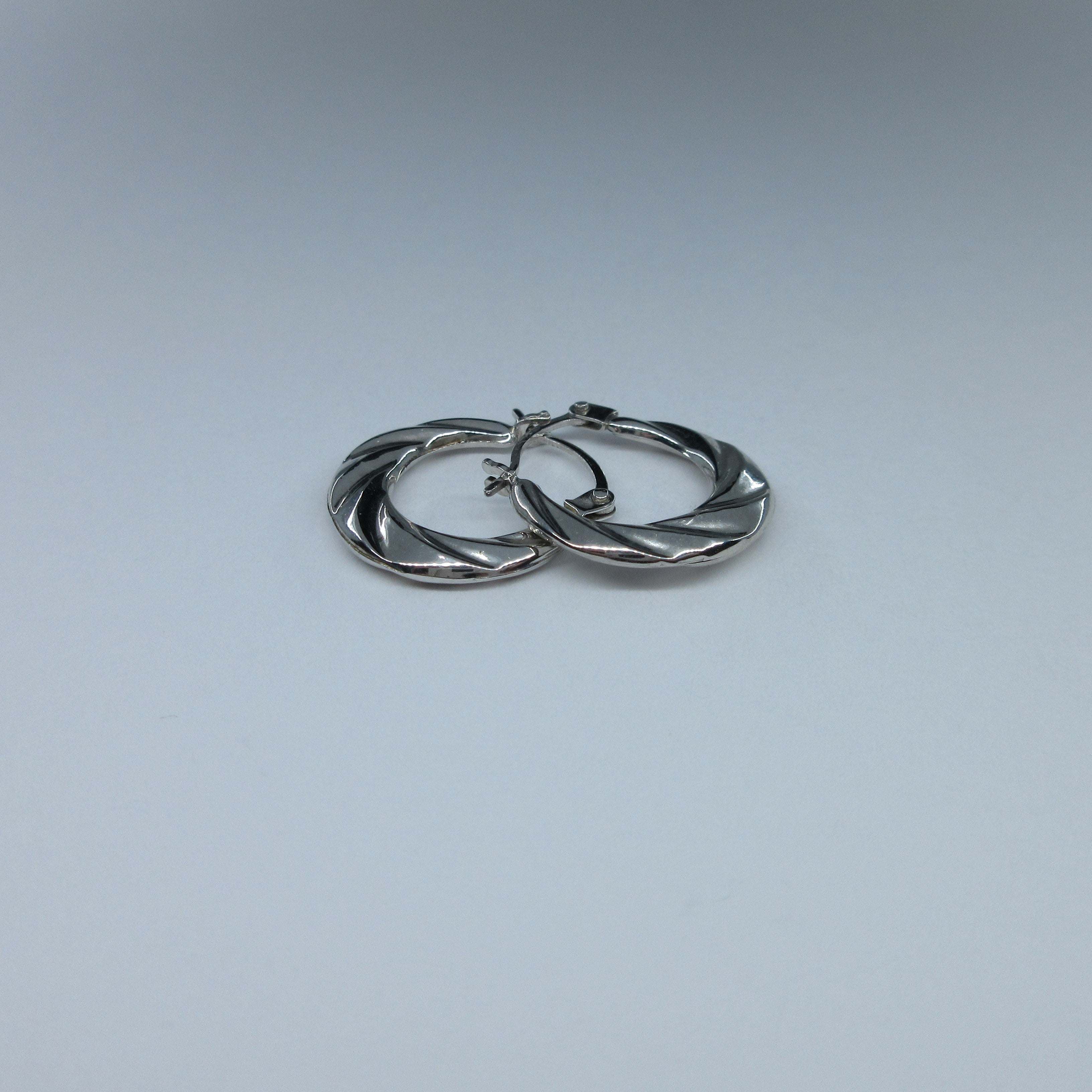 9ct White Gold Patterned Hoop Earrings