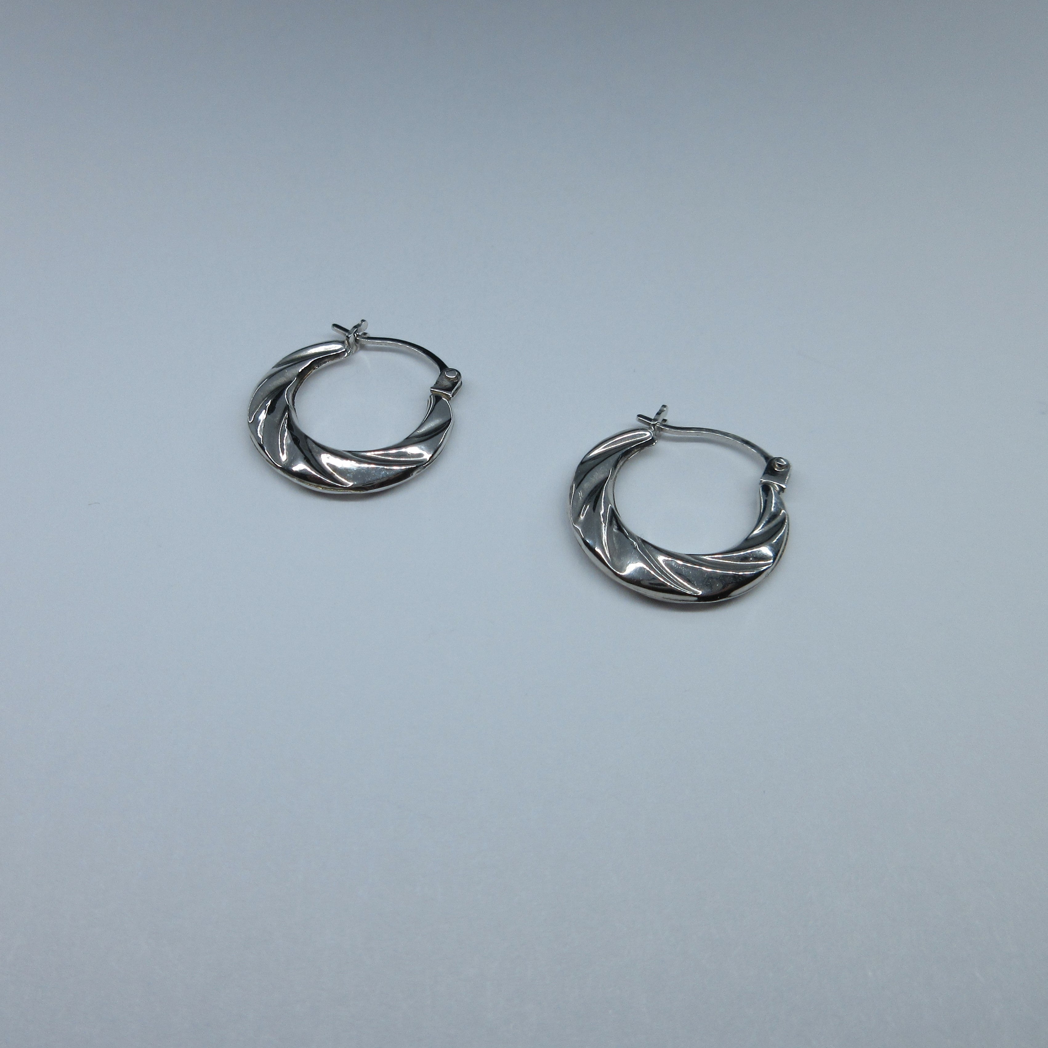 9ct White Gold Patterned Hoop Earrings