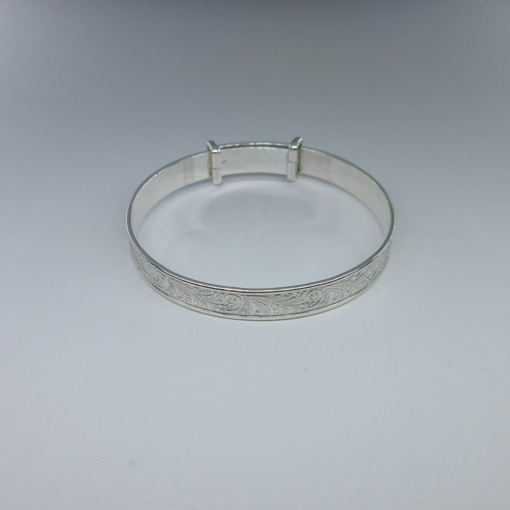 Babies/Childs Silver Patterned Expanding Bangle