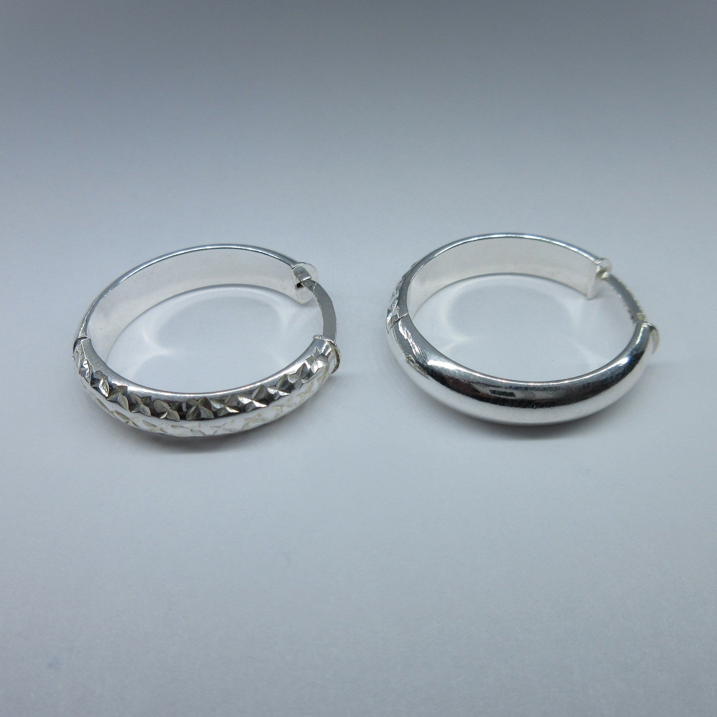 Silver 1/2 Patterned Round Hoop Earrings