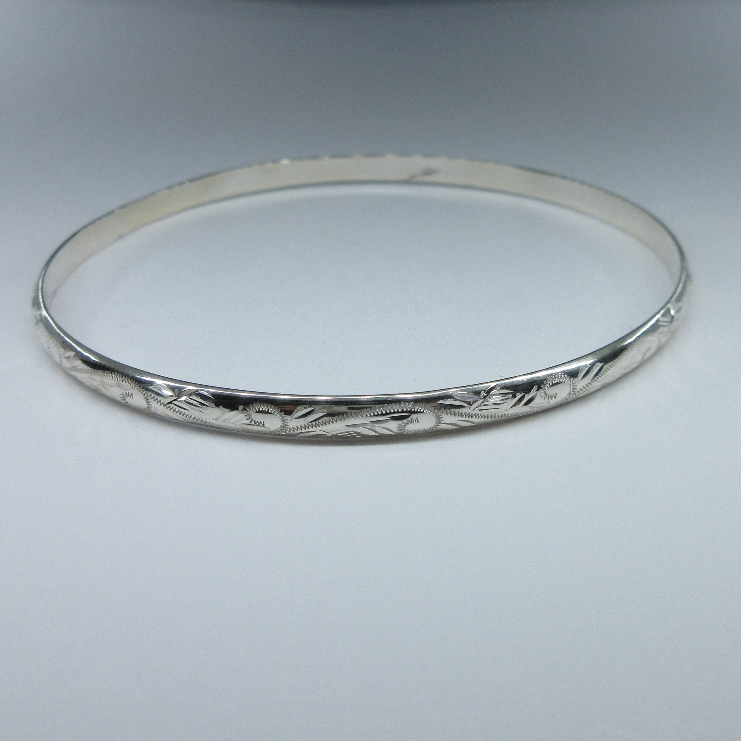 Ladies Silver Stacker Round Bangle