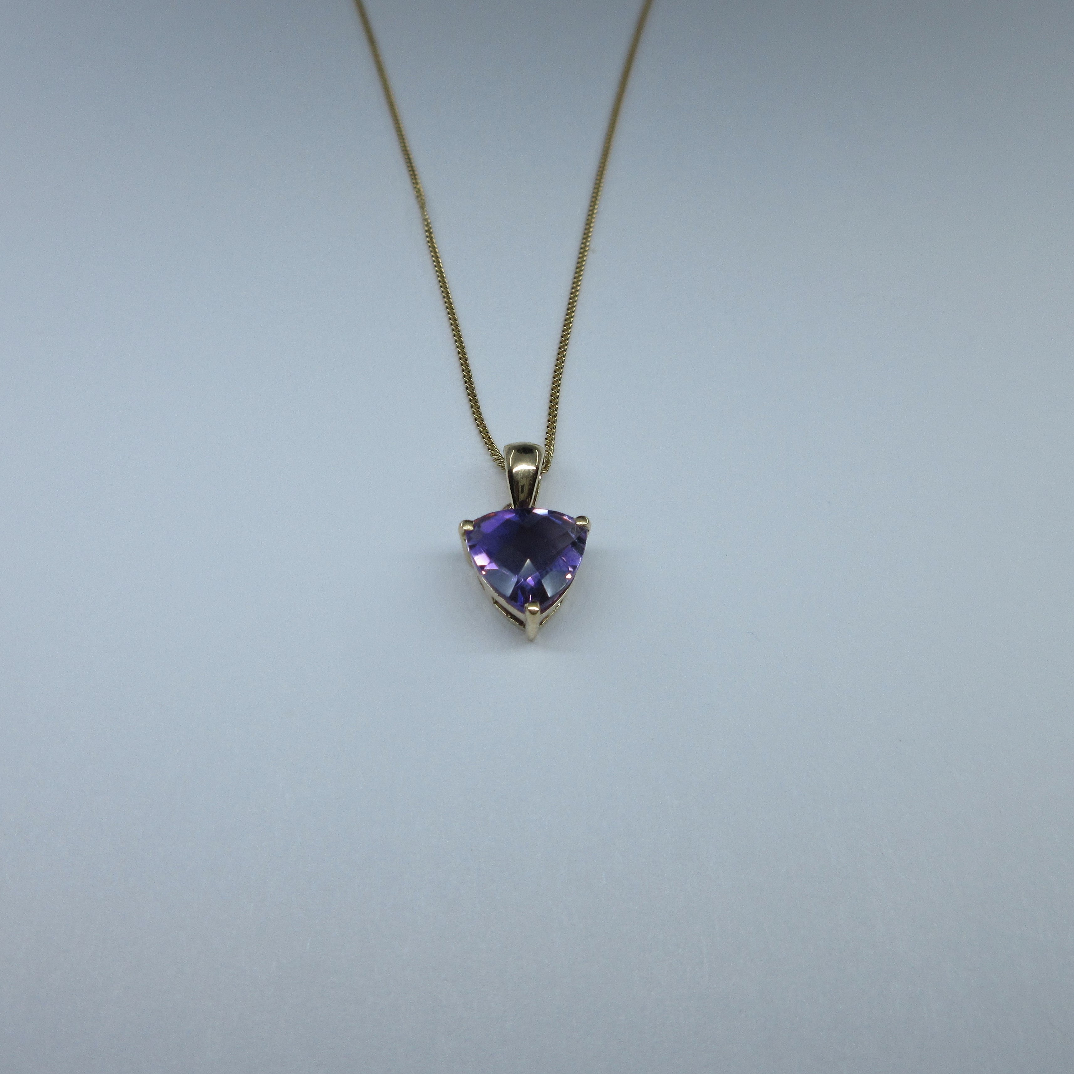 9ct Yellow Gold Amethyst Necklace
