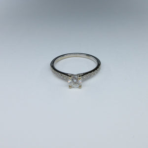 18ct White Gold Diamond Solitaire Ring