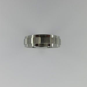 Gents titanium patterned ring