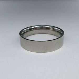 Gents titanium ring